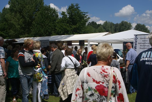 2012-06-10 Braderie Schollebos